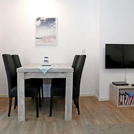 Haus Pamir - Ferienwohnungen Ostseebad Nienhagen Luaran gambar