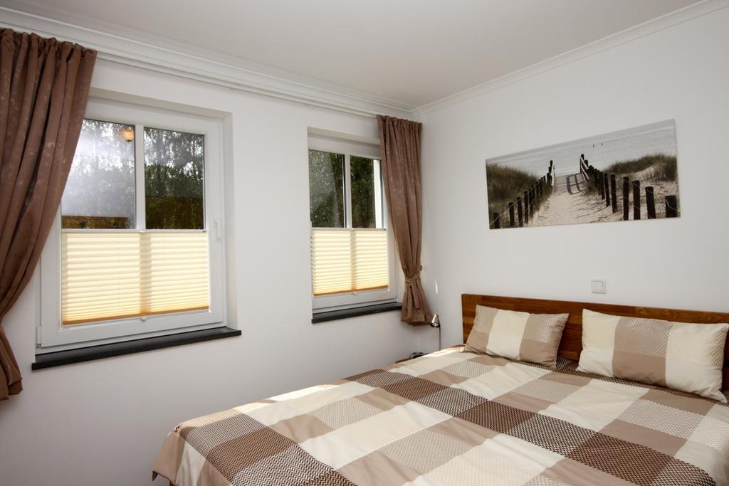 Haus Pamir - Ferienwohnungen Ostseebad Nienhagen Luaran gambar