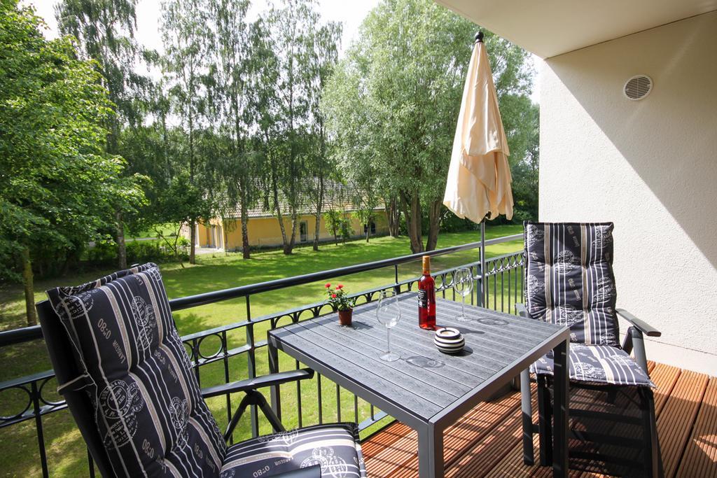 Haus Pamir - Ferienwohnungen Ostseebad Nienhagen Luaran gambar
