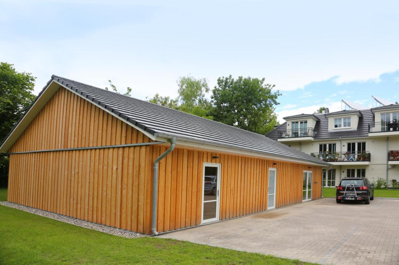 Haus Pamir - Ferienwohnungen Ostseebad Nienhagen Luaran gambar