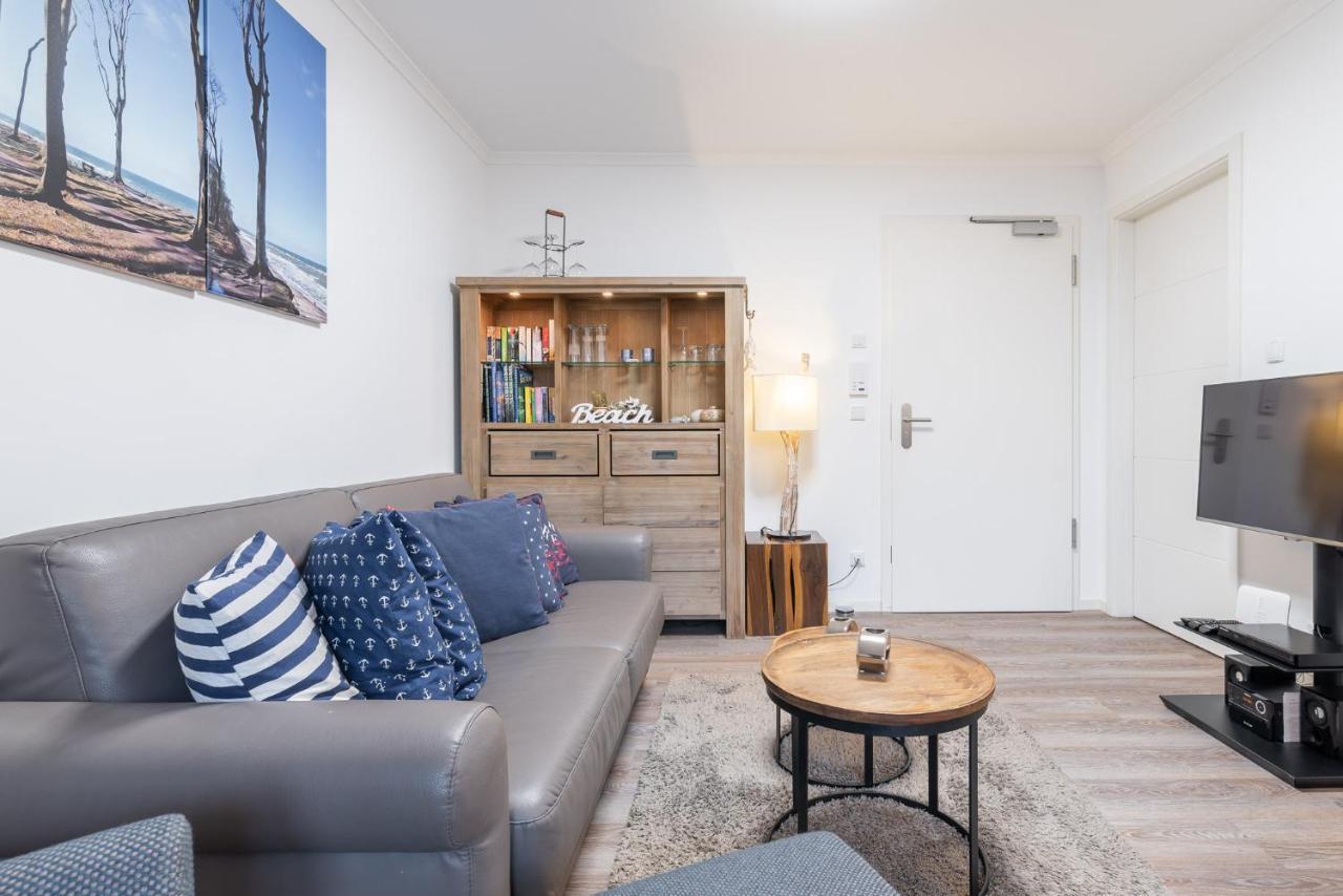 Haus Pamir - Ferienwohnungen Ostseebad Nienhagen Luaran gambar